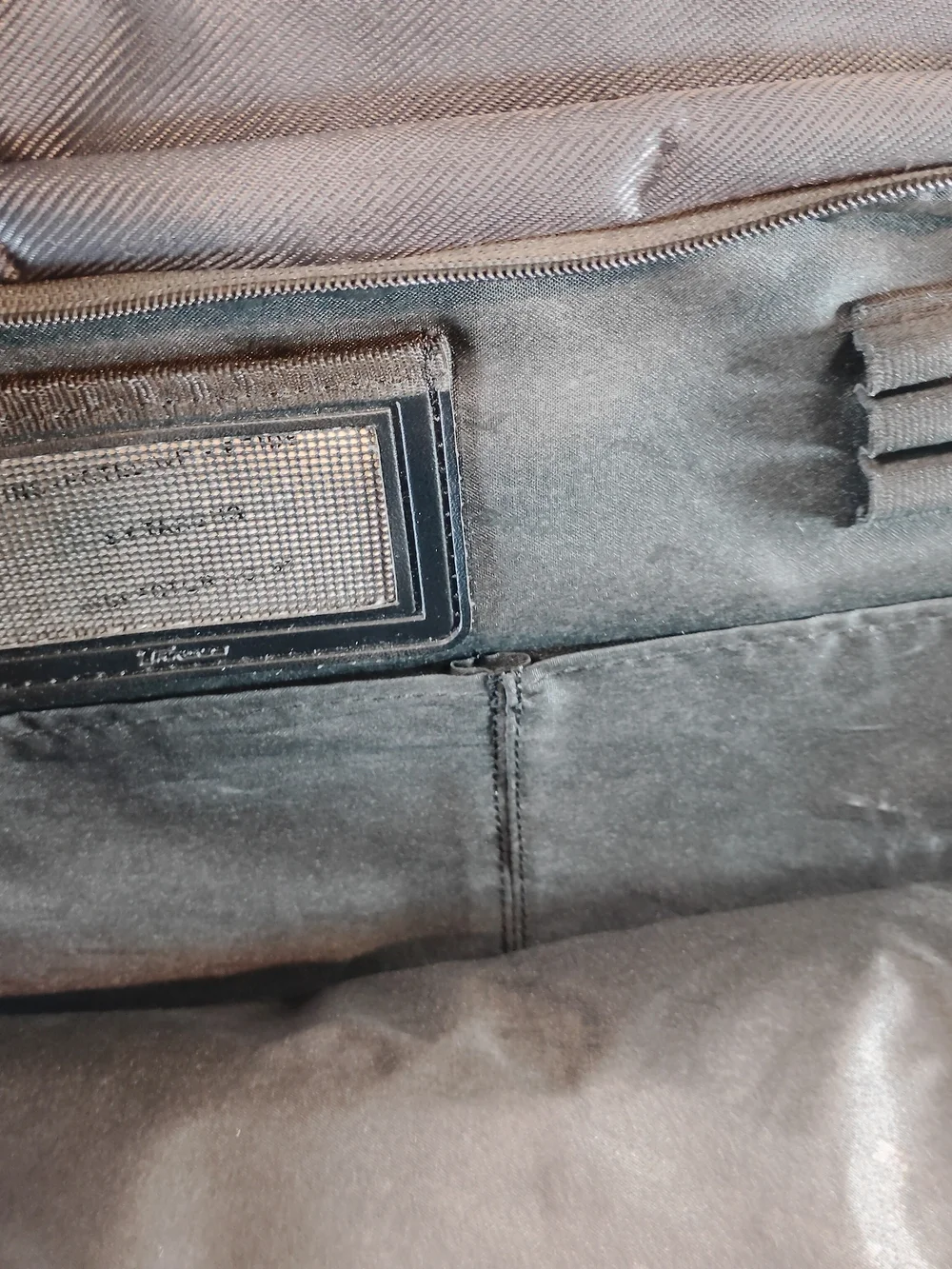 Targus  4 sections Black Laptop/Messenger/Briefcase, Travel Bag